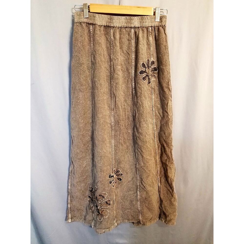 Sacrad Threads - Picture 4 of 6